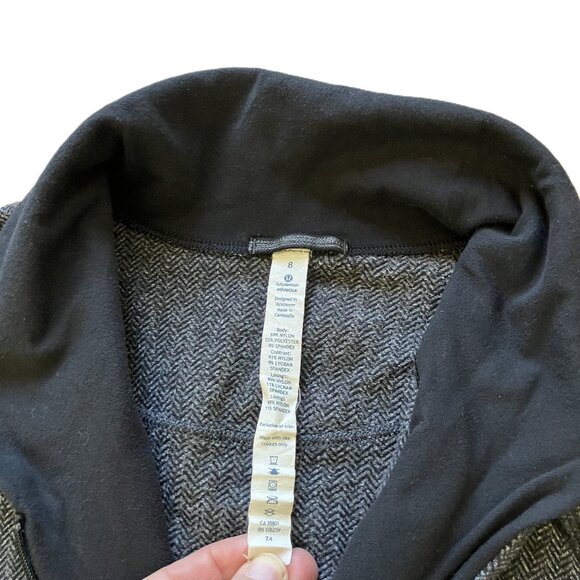 Lululemon Think Fast Pullover Running Shirt Long Sleeve Grey Herringbone Size 8 - Picture 4 of 8